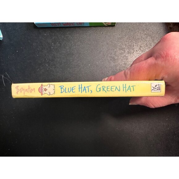 Sandra Boynton Board Book Set: Hey! Wake Up! Blue Hat Green Hat Moo Baa La La La - Picture 7 of 11